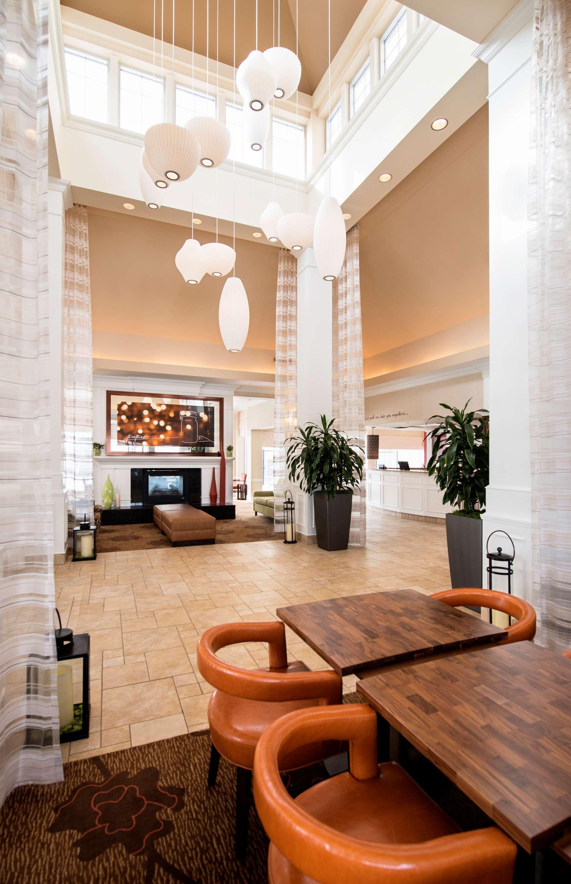 Hilton Garden Inn West Edmonton Exteriör bild