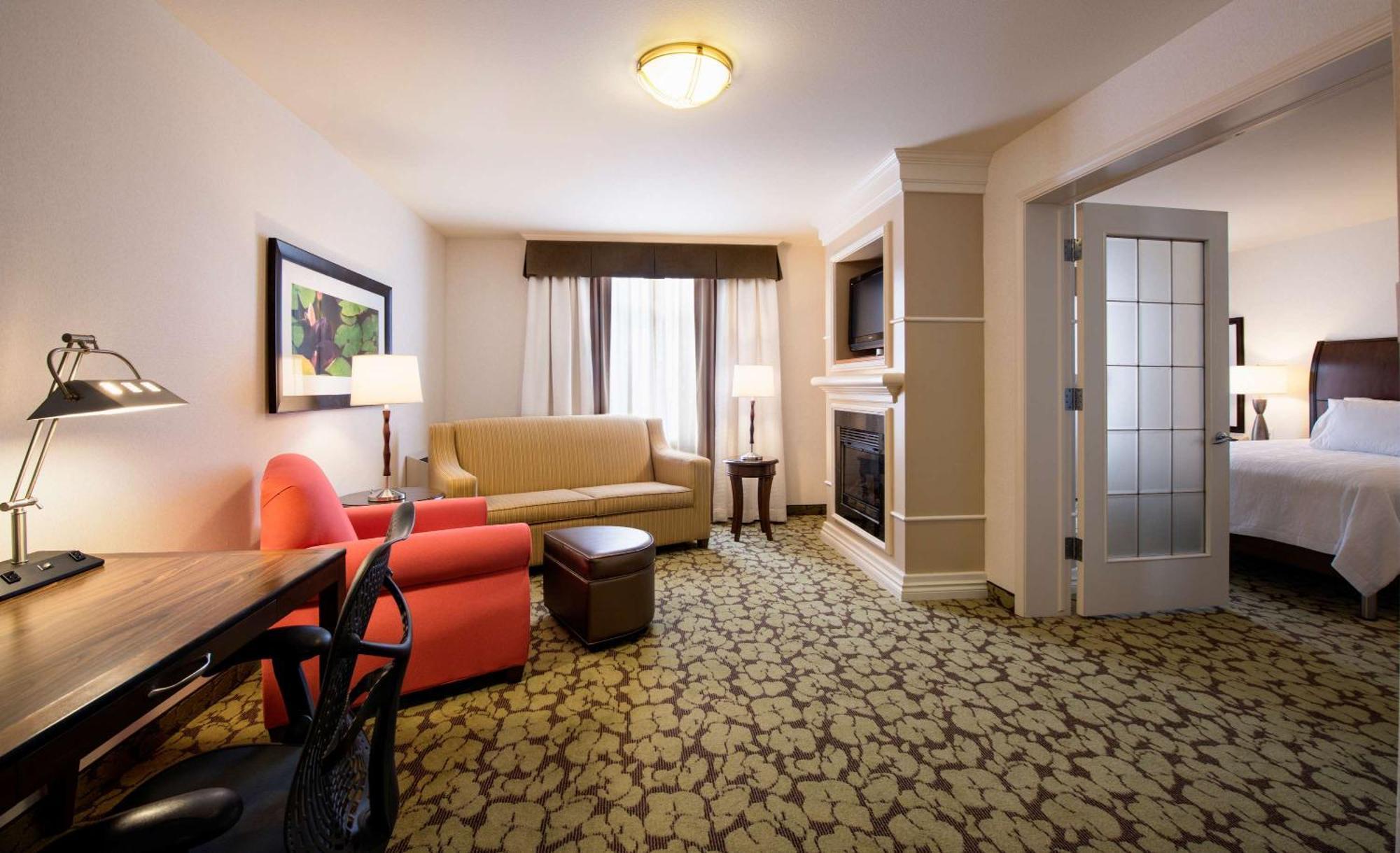Hilton Garden Inn West Edmonton Exteriör bild