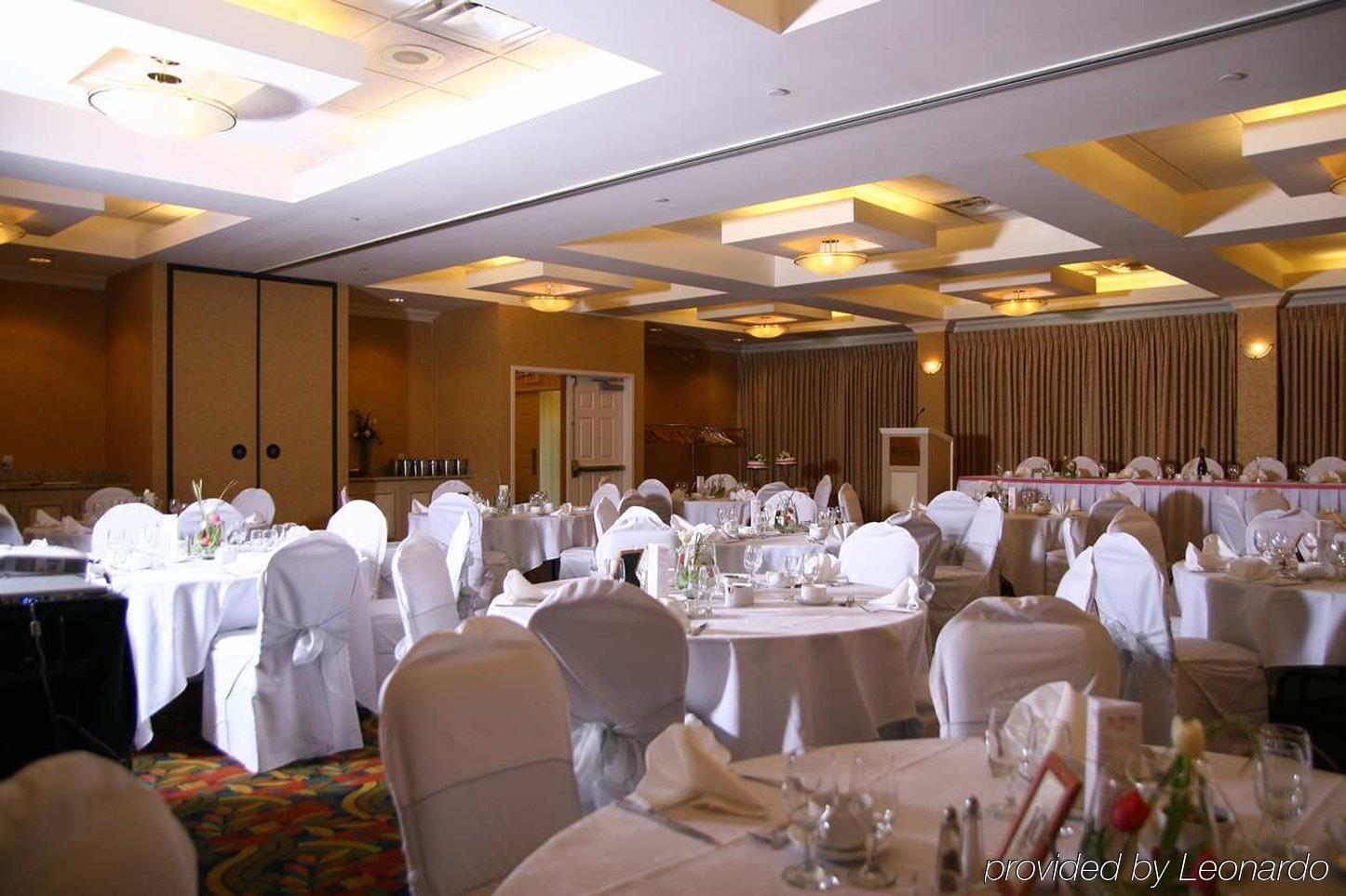Hilton Garden Inn West Edmonton Restaurang bild