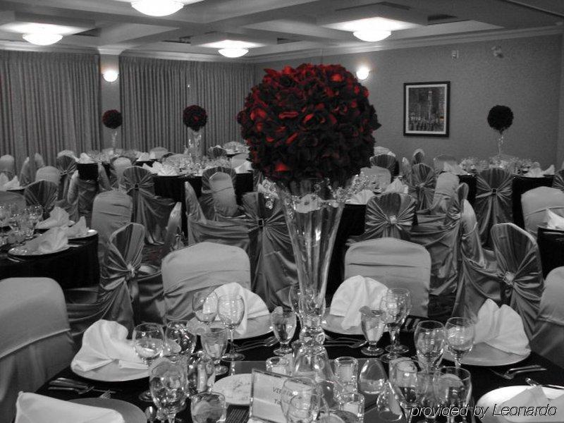 Hilton Garden Inn West Edmonton Restaurang bild