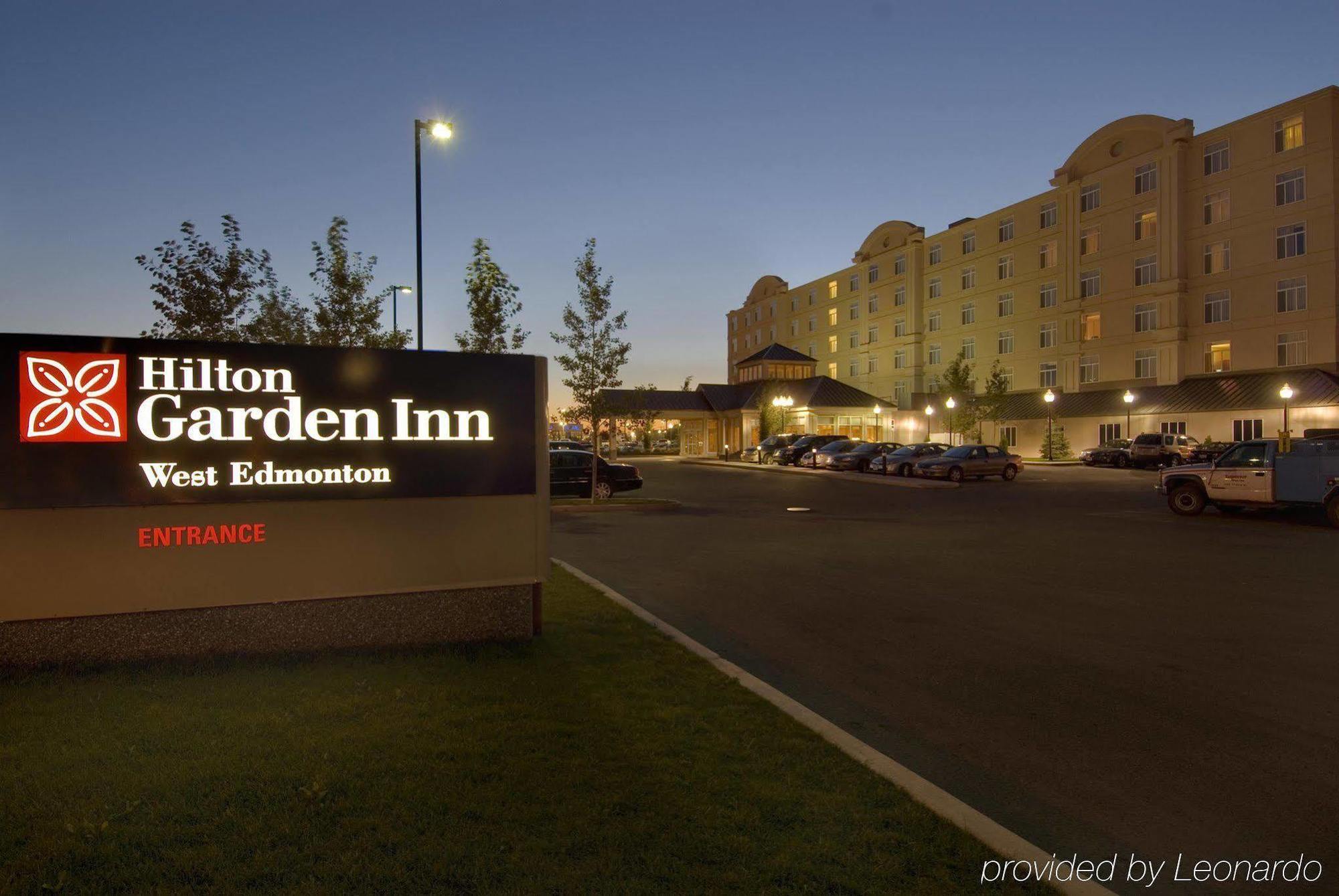 Hilton Garden Inn West Edmonton Exteriör bild